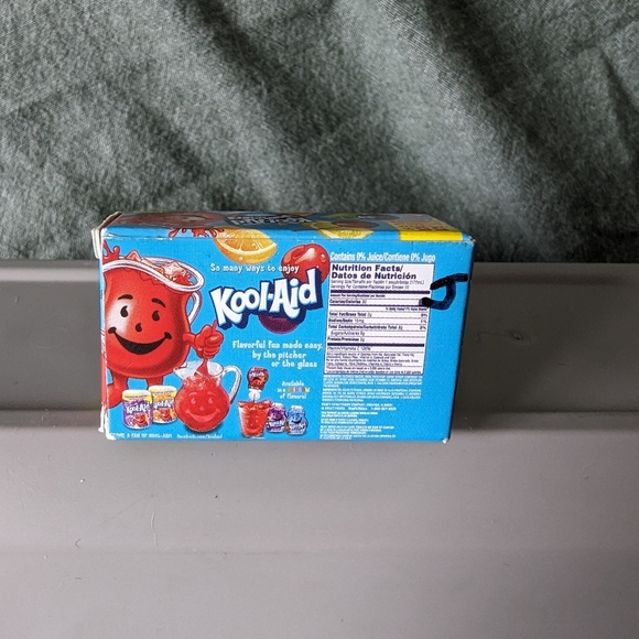 mini Brands Kool-aid Jammer Tropical Punch Zuru Single Box Toy Blue Juice J Mark - Picture 3 of 11